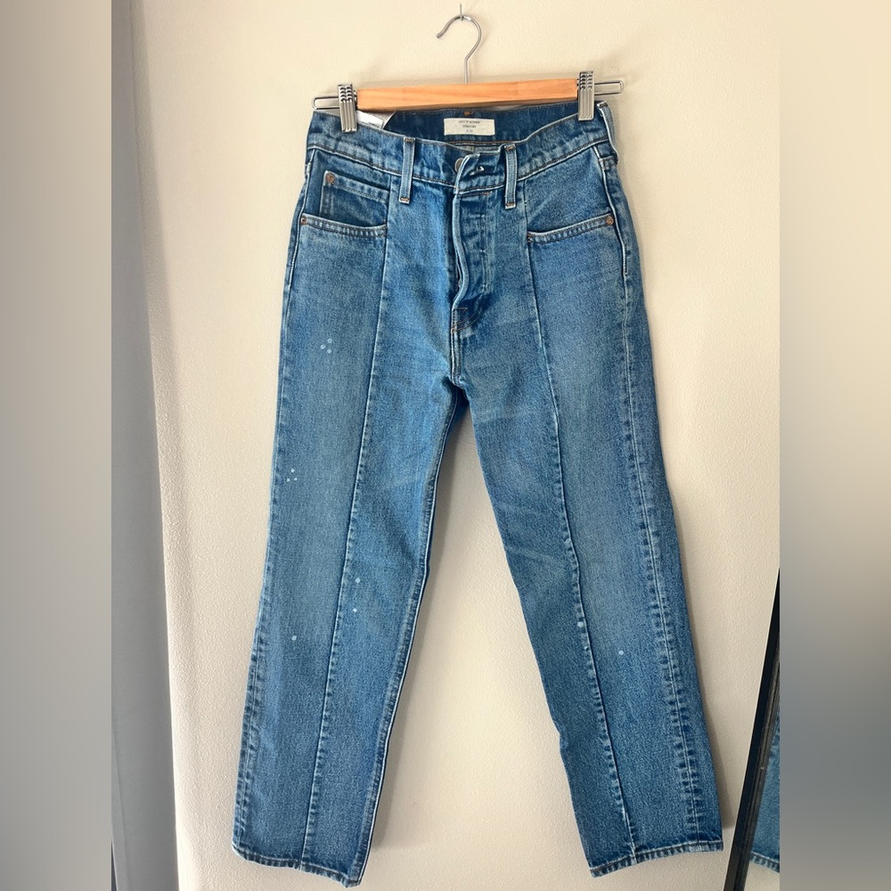 Levi Straight Leg Cropped Jeans